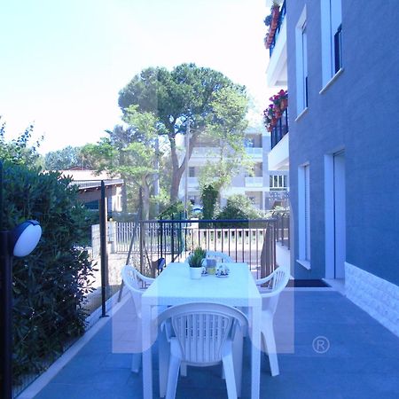 Homiday - Civico 3 Apartment Giulianova Exterior photo